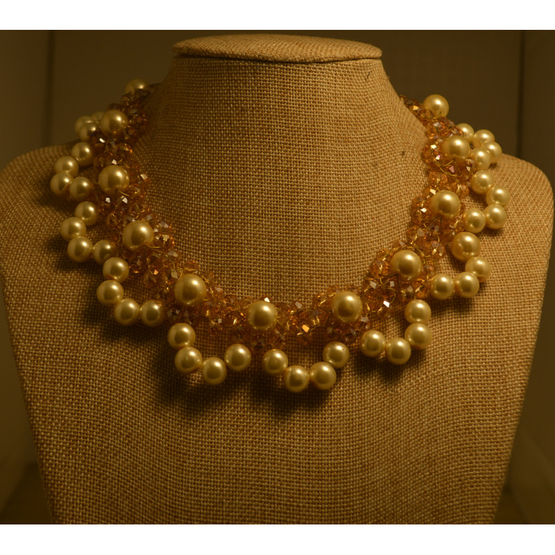 Ivory pearl & champagne gold glam choker necklace Ivory pearl & champagne gold glam choker necklace