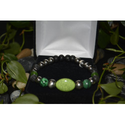 Men's bracelet with lava & malachite/glass beads