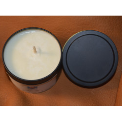 Soy-Wax Candle with Fragrance & essential oils